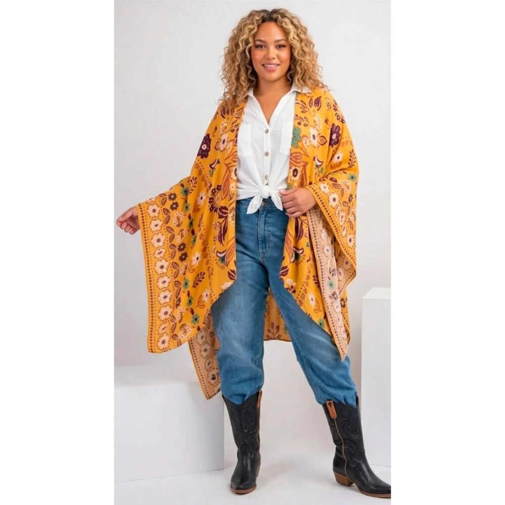 Easel New With Tags Size Small Kimono (fits up to size 1x)